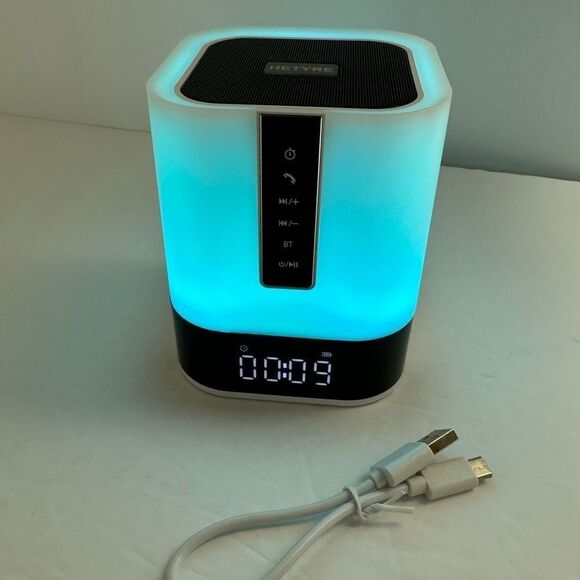 HETYRE Other - HETYRE Mini-Hifi Speaker Bluetooth Model DY28 Plus.